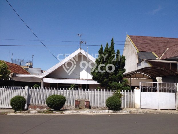 For Sale! Luxury House LT 286m2 Desain Modern di Cibeunying For Sale! Luxury House LT 286m2 Desain Modern di Cibeunying