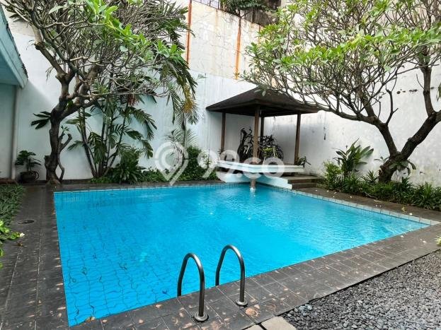 Hunian Mewah LB 246m2 Siap Huni Desain Elegan di Pondok Indah, Jakarta Selatan Hunian Mewah LB 246m2 Siap Huni Desain Elegan di Pondok Indah, Jakarta Selatan