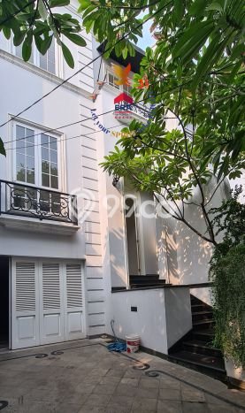 Rumah Luxury Modern Siap Huni di Cipete Jakarta Selatan Rumah Luxury Modern Siap Huni di Cipete Jakarta Selatan