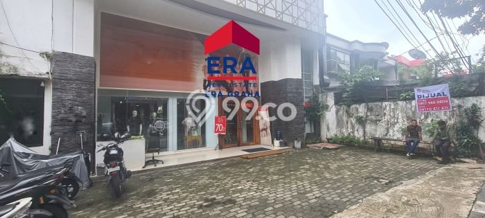 Unit Komersial Dijual di Kebayoran Baru Jakarta Selatan 261m2 Unit Komersial Dijual di Kebayoran Baru Jakarta Selatan 261m2
