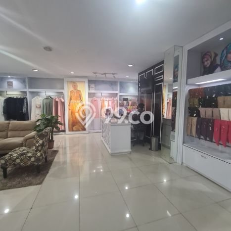 Unit Komersial Dijual di Kebayoran Baru Jakarta Selatan 261m2 Unit Komersial Dijual di Kebayoran Baru Jakarta Selatan 261m2