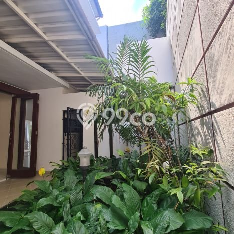 Ready to Use! Premium House LT 162m2 Desain Elegan di Antasari Ready to Use! Premium House LT 162m2 Desain Elegan di Antasari