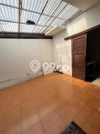 Dijual Rumah Luas Elegan Dengan View Eksklusif di Lebak Bulus, Jakarta Selatan Dijual Rumah Luas Elegan Dengan View Eksklusif di Lebak Bulus, Jakarta Selatan