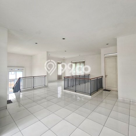 Rumah Elit LB 280m2 Siap Huni Desain Elegan di Lebak Bulus, Jakarta Selatan Rumah Elit LB 280m2 Siap Huni Desain Elegan di Lebak Bulus, Jakarta Selatan