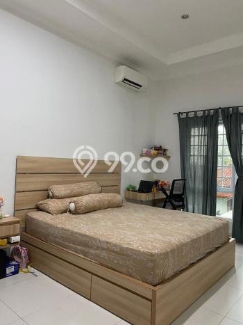 Ready to Use! Luxury House LT 100m2 Desain Modern di Pondok Indah Ready to Use! Luxury House LT 100m2 Desain Modern di Pondok Indah