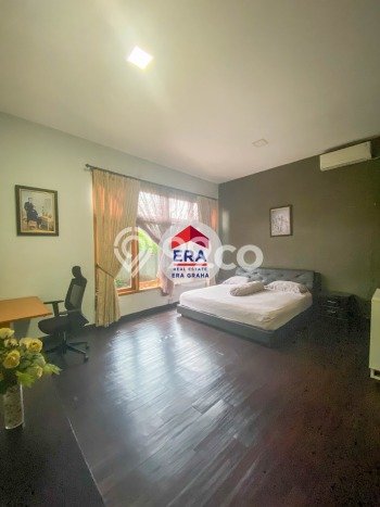For Sale! Premium House LT 500m2 Desain Modern di Warung Buncit For Sale! Premium House LT 500m2 Desain Modern di Warung Buncit