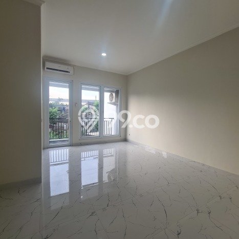 Rumah Modern 4 KT di Lebak Bulus Jakarta Selatan Semi Furnished Rumah Modern 4 KT di Lebak Bulus Jakarta Selatan Semi Furnished