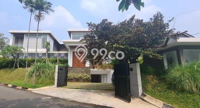 Rumah Elit LB 654m2 Siap Huni Desain Elegan di Pondok Indah, Jakarta Selatan Rumah Elit LB 654m2 Siap Huni Desain Elegan di Pondok Indah, Jakarta Selatan