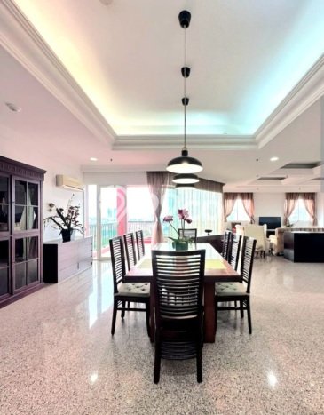 Hunian Apartemen High-Class untuk Dijual di Jakarta Selatan dengan 4 BR & 3 Kamar Mandi Hunian Apartemen High-Class untuk Dijual di Jakarta Selatan dengan 4 BR & 3 Kamar Mandi