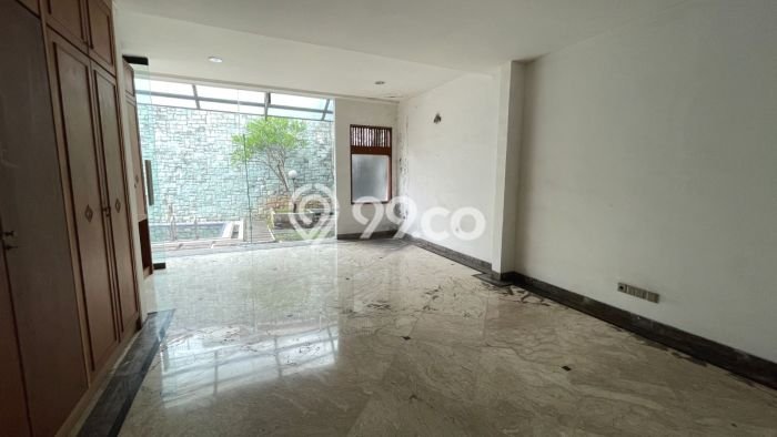 Rumah Luxury Modern Tanpa Renovasi di Pondok Indah Jakarta Selatan Rumah Luxury Modern Tanpa Renovasi di Pondok Indah Jakarta Selatan