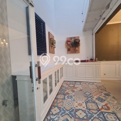 Rumah Modern 3 KT di Cirendeu Jakarta Selatan Semi Furnished Rumah Modern 3 KT di Cirendeu Jakarta Selatan Semi Furnished