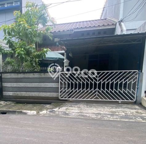 Rumah Elit Modern Tanpa Renovasi di Pondok Indah Jakarta Selatan Rumah Elit Modern Tanpa Renovasi di Pondok Indah Jakarta Selatan