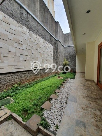 Dijual Rumah Luas Megah Dengan View Cantik di Pondok Indah, Jakarta Selatan Dijual Rumah Luas Megah Dengan View Cantik di Pondok Indah, Jakarta Selatan