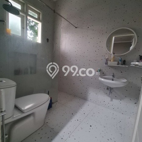 Rumah Modern 3 KT di Cirendeu Jakarta Selatan Semi Furnished Rumah Modern 3 KT di Cirendeu Jakarta Selatan Semi Furnished