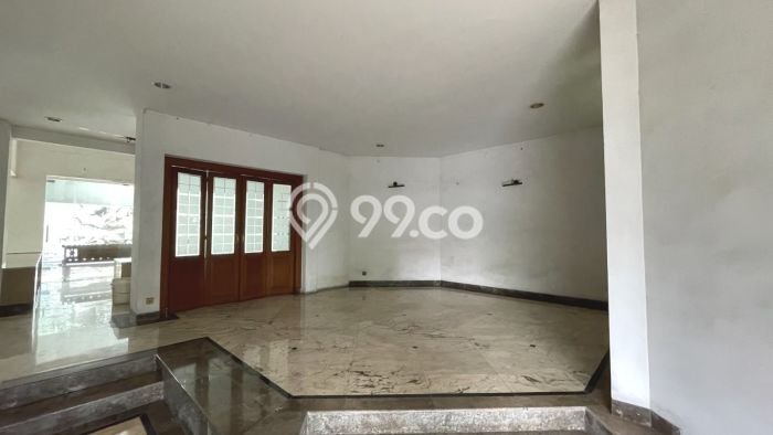 Rumah Luxury Modern Tanpa Renovasi di Pondok Indah Jakarta Selatan Rumah Luxury Modern Tanpa Renovasi di Pondok Indah Jakarta Selatan