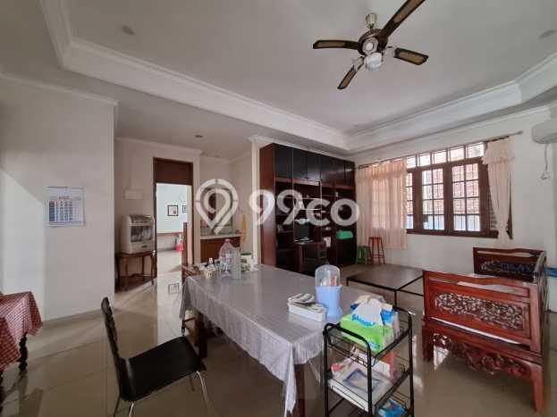 Rumah Mewah LB 350m2 Siap Huni Desain Elegan di Pondok Indah, Jakarta Selatan Rumah Mewah LB 350m2 Siap Huni Desain Elegan di Pondok Indah, Jakarta Selatan