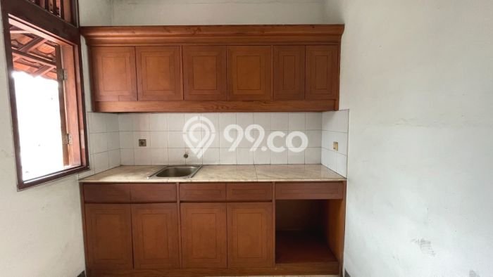 Rumah Luxury Modern Tanpa Renovasi di Pondok Indah Jakarta Selatan Rumah Luxury Modern Tanpa Renovasi di Pondok Indah Jakarta Selatan