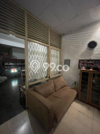Hunian Mewah Dijual LT 153m2 di Kebayoran Baru, Jakarta Selatan Hunian Mewah Dijual LT 153m2 di Kebayoran Baru, Jakarta Selatan