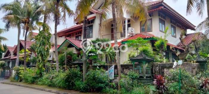 Dijual Rumah Mewah Elegan Dengan View Cantik di Margonda, Depok Dijual Rumah Mewah Elegan Dengan View Cantik di Margonda, Depok