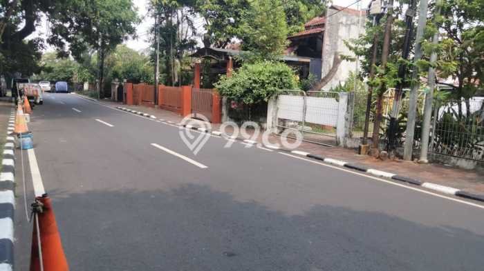 Siap Huni Rumah Mewah 3 Kamar di Menteng Dekat ke Mana Pun Siap Huni Rumah Mewah 3 Kamar di Menteng Dekat ke Mana Pun