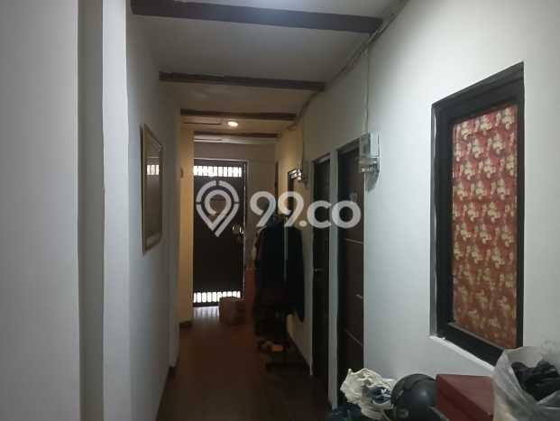 Dijual Kost di Kawasan Sawah Besar, Jakarta Pusat, Spesifikasi 20 KT, 20 KM, 320m2 Dijual Kost di Kawasan Sawah Besar, Jakarta Pusat, Spesifikasi 20 KT, 20 KM, 320m2