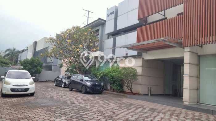 Hunian Modern Disewakan 7 Kamar di Kebayoran Baru Boleh Nego Hunian Modern Disewakan 7 Kamar di Kebayoran Baru Boleh Nego