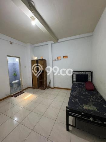 Kost Dijual di Ragunan dengan 10 KT dan Luas 220m2 Kost Dijual di Ragunan dengan 10 KT dan Luas 220m2