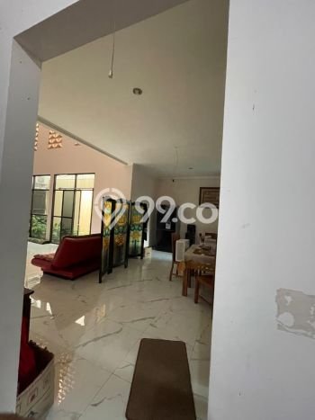 Siap Huni Rumah Mewah 4 Kamar di Sawangan Dekat ke Mana Pun Siap Huni Rumah Mewah 4 Kamar di Sawangan Dekat ke Mana Pun
