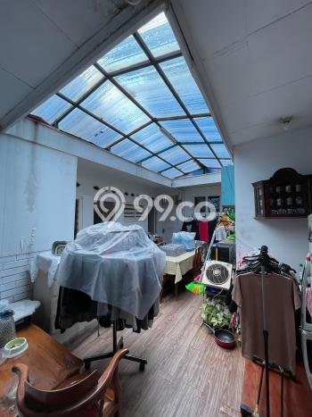Siap Huni Rumah Mewah 3 Kamar di Tebet Dekat ke Mana Saja Siap Huni Rumah Mewah 3 Kamar di Tebet Dekat ke Mana Saja