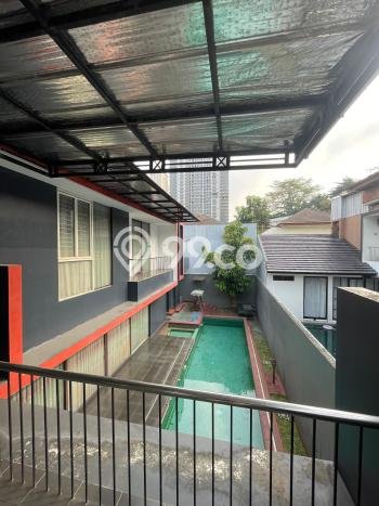 Rumah Mewah LB 360m2 Siap Pakai Desain Elegan di Cibubur, Depok Rumah Mewah LB 360m2 Siap Pakai Desain Elegan di Cibubur, Depok