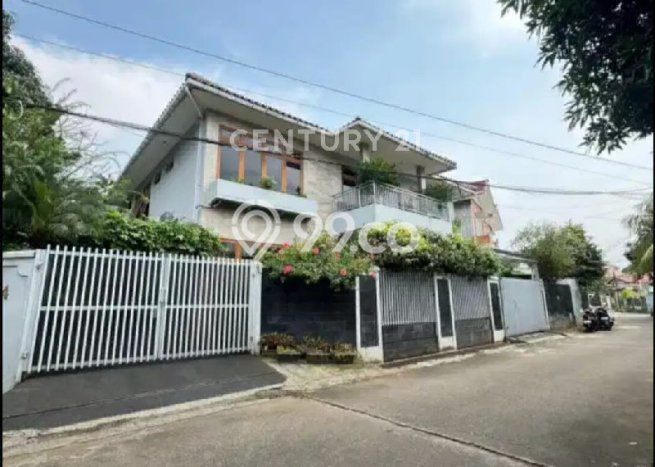 Rumah Luxury Modern Tanpa Renovasi di Mampang Jakarta Selatan Rumah Luxury Modern Tanpa Renovasi di Mampang Jakarta Selatan