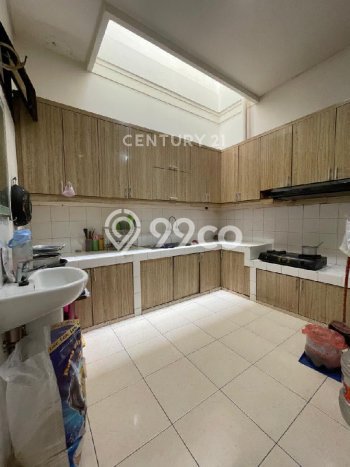 Hot Offer Hunian Mewah Ideal dan Luas di Kebon Jeruk, Jakarta Barat Hot Offer Hunian Mewah Ideal dan Luas di Kebon Jeruk, Jakarta Barat