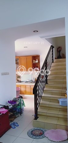 Ready to Use! Premium House LT 200m2 Desain Elegan di Pulomas Ready to Use! Premium House LT 200m2 Desain Elegan di Pulomas