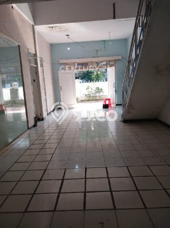 Siap Huni Rumah Mewah 5 Kamar di Tebet Dekat ke Mana Saja Siap Huni Rumah Mewah 5 Kamar di Tebet Dekat ke Mana Saja