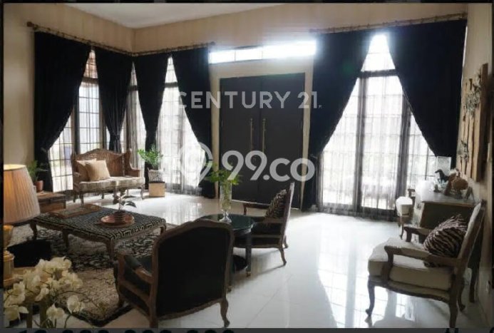 Ready to Use! Luxury House LT 280m2 Desain Elegan di Menteng Dalam Ready to Use! Luxury House LT 280m2 Desain Elegan di Menteng Dalam