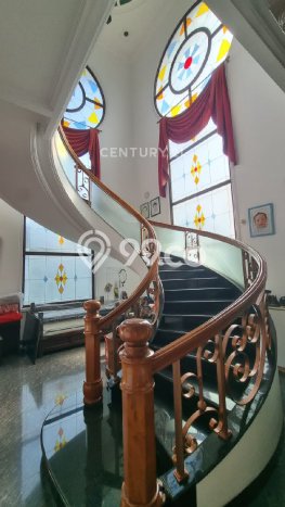 Dijual Rumah Elit Exclusive di Kembangan, Jakarta Barat Dijual Rumah Elit Exclusive di Kembangan, Jakarta Barat