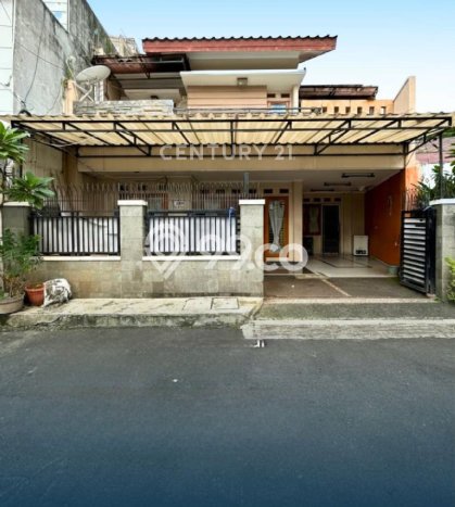 Best Deal Hunian Premium Ideal dan Luas di Tebet, Jakarta Selatan Best Deal Hunian Premium Ideal dan Luas di Tebet, Jakarta Selatan