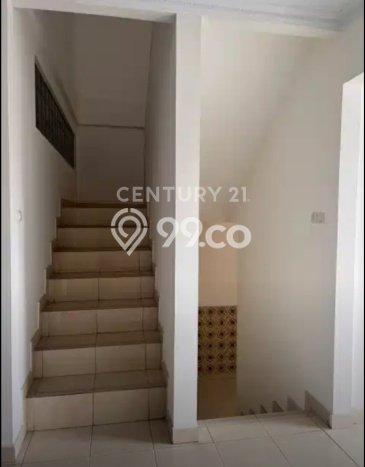 For Sale! Luxury House LT 150m2 Desain Modern di Rawamangun For Sale! Luxury House LT 150m2 Desain Modern di Rawamangun