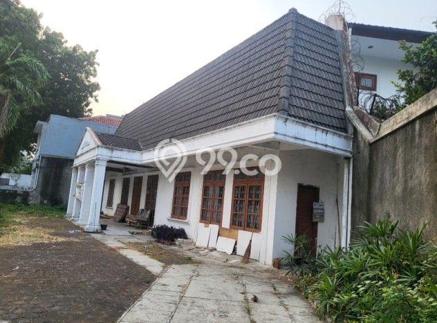 Siap Huni Hunian Elit 9 Kamar di Menteng Dekat ke Mana Pun Siap Huni Hunian Elit 9 Kamar di Menteng Dekat ke Mana Pun
