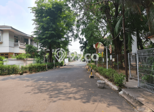 Rumah Mewah Siap Huni LT 234m2 di Kebayoran Lama, Jakarta Selatan Rumah Mewah Siap Huni LT 234m2 di Kebayoran Lama, Jakarta Selatan