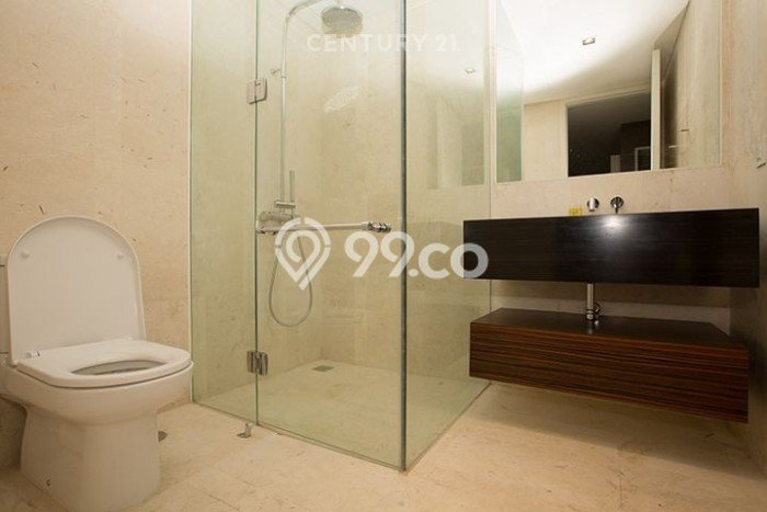 Hunian Apartemen High-Class untuk Dijual di Jakarta Selatan dengan 3 BR & 3 Kamar Mandi Hunian Apartemen High-Class untuk Dijual di Jakarta Selatan dengan 3 BR & 3 Kamar Mandi