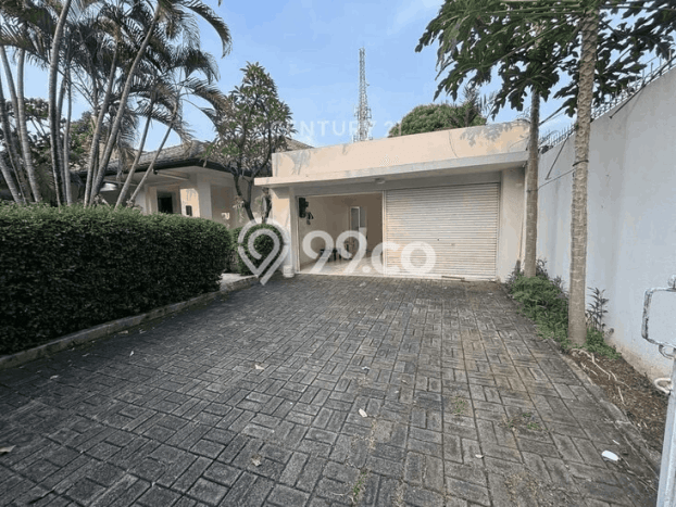 Rumah Elit Modern Tanpa Renovasi di Cipete Jakarta Selatan Rumah Elit Modern Tanpa Renovasi di Cipete Jakarta Selatan