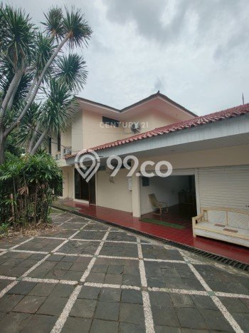 Hunian Minimalis Disewakan di Kemang Jakarta Selatan 3 KT & 3 KM Hunian Minimalis Disewakan di Kemang Jakarta Selatan 3 KT & 3 KM