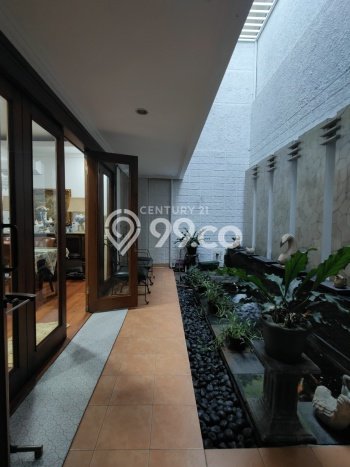Disewakan! Rumah 4 Kamar Tidur &
3 Kamar Mandi di Pondok Indah, Jakarta Selatan Disewakan! Rumah 4 Kamar Tidur &
3 Kamar Mandi di Pondok Indah, Jakarta Selatan