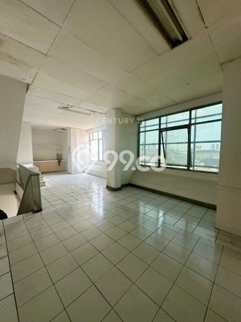 Untuk Dijual! Ruko di Cipete Jakarta Selatan LT 330m2 / LB 270m2 Kawasan Strategis Untuk Dijual! Ruko di Cipete Jakarta Selatan LT 330m2 / LB 270m2 Kawasan Strategis