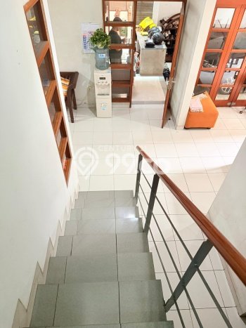 Ready to Use! Luxury House LT 233m2 Desain Modern di Gandaria Ready to Use! Luxury House LT 233m2 Desain Modern di Gandaria