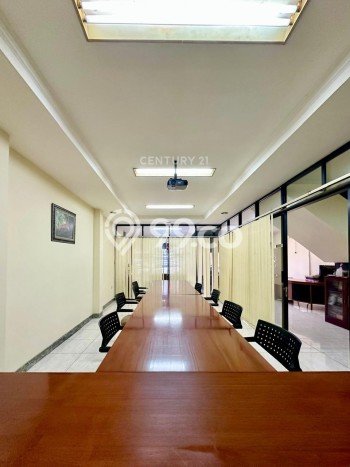 Unit Ruko Dijual di Jakarta Selatan LT 114m2 & LB 210m2 Unit Ruko Dijual di Jakarta Selatan LT 114m2 & LB 210m2