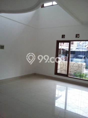Jual Rumah Luas Megah Dengan View Eksklusif di Bintaro, Tangerang Selatan Jual Rumah Luas Megah Dengan View Eksklusif di Bintaro, Tangerang Selatan