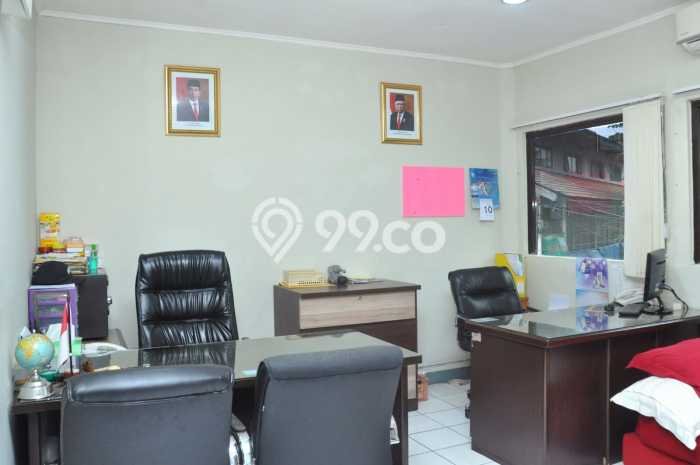 AREA KOMERSIAL! Ruko di BSD City, Luas 164m², Lokasi Premium AREA KOMERSIAL! Ruko di BSD City, Luas 164m², Lokasi Premium