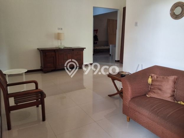 Rumah Asri area BSD, Tangerang, LT 281m² LB 120m² Rumah Asri area BSD, Tangerang, LT 281m² LB 120m²